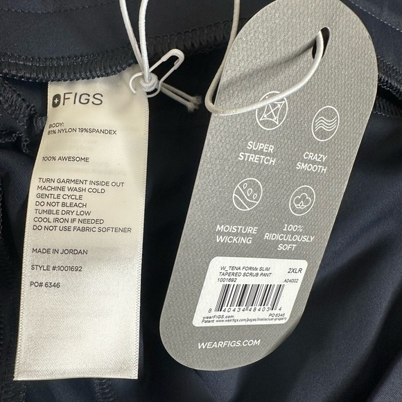 Sold!!!! FIGS Tena FORMx Slim Tapered Scrub Pants navy size 2X NWT - Picture 9 of 9